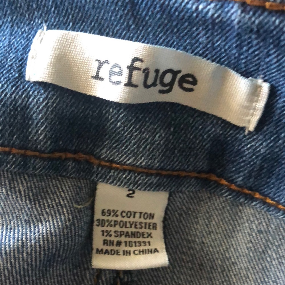 Refuge Denim Blue Jean Cut-Off Jean Shorts Size 2 - Picture 3 of 8